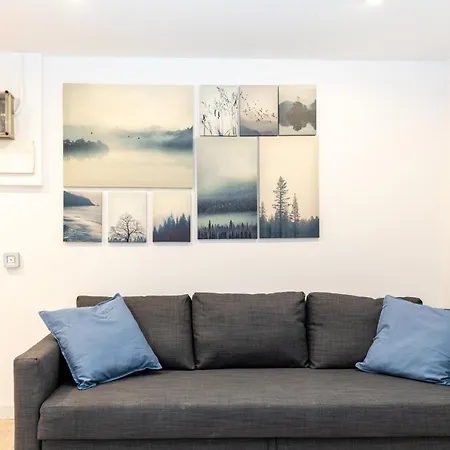דירה Stylish Studio In The Center ברצלונה